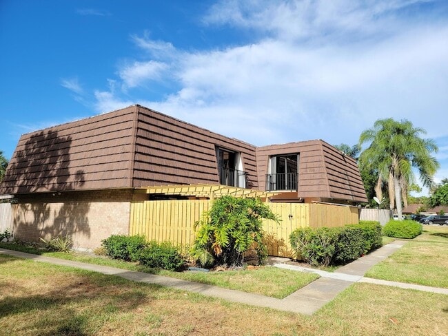 Photo - 1522 15th Ln