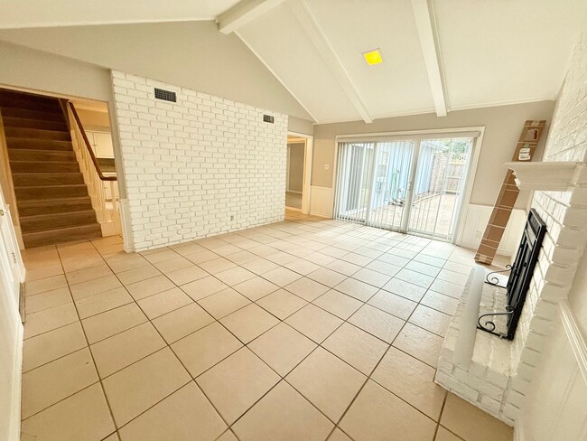 Photo - 3-bed/2-bath with 2-car Garage!