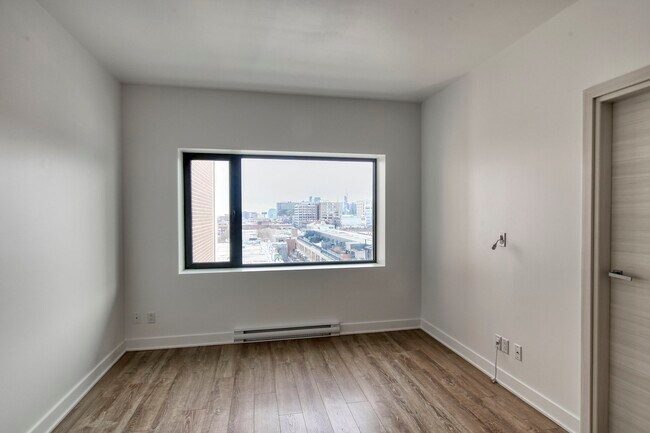 Photo - 30 Saint-Joseph Est Unit 407