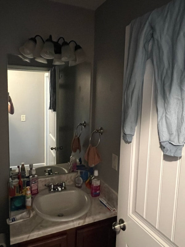 Photo - 344 Hill Crest Cir