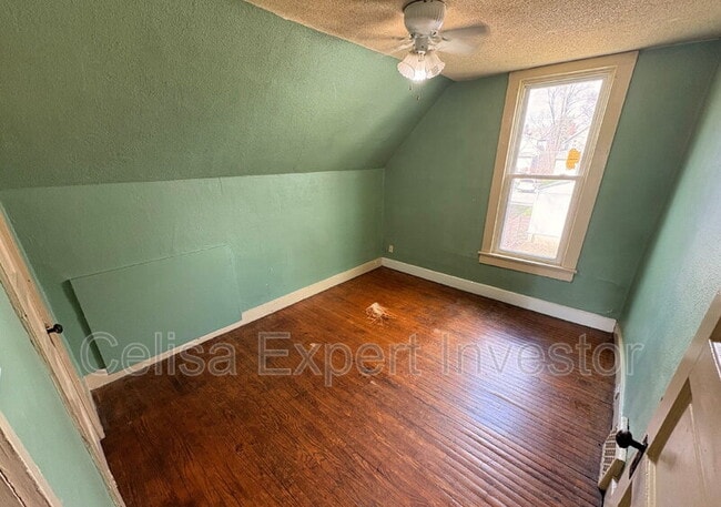 Photo - 814 Grace Ave Unit #1/2