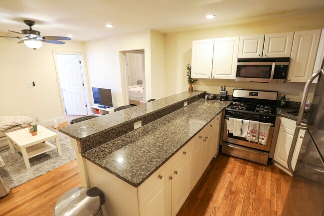 Photo - 328 Saint Paul St Unit 3