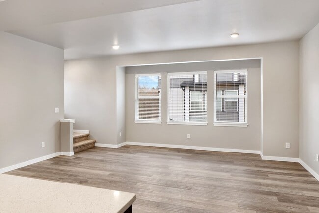 1845 Eastgate Loop Unit 102