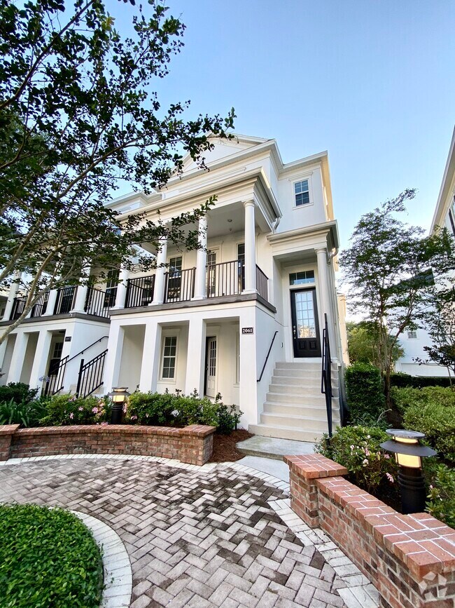 Full Sail University OffCampus Housing & Apartments ForRentUniversity