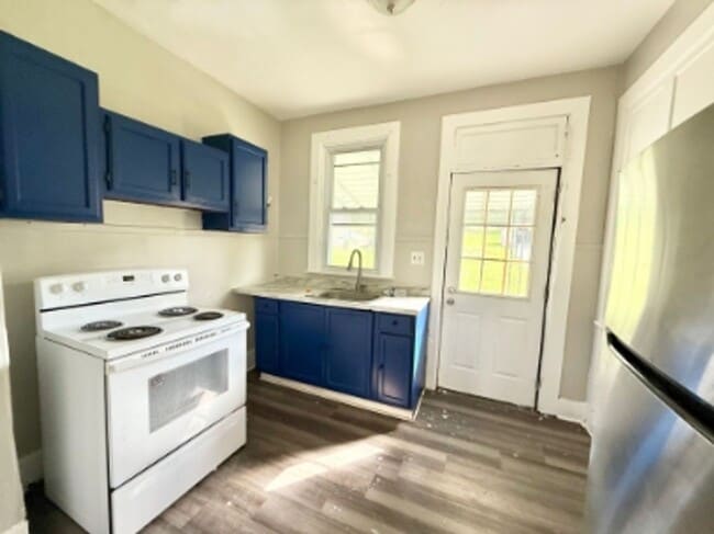 Photo - 419 N 4th St