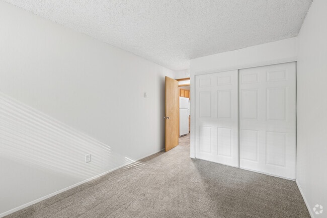 2BR, 1BA - 884SF - Second Bedroom