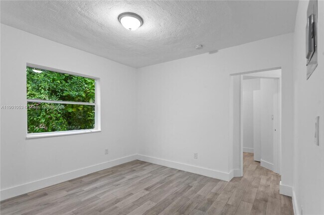 Photo - 27 NE 60th Terrace Unit 3