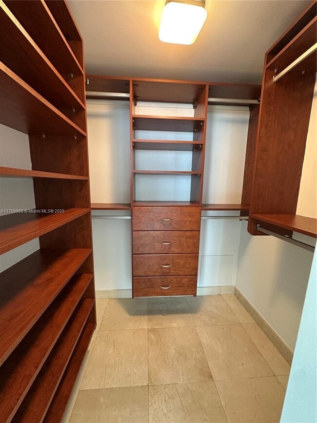 Photo - 1331 Brickell Bay Dr