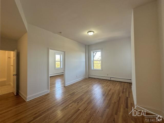 Building Photo - 2 bedroom in brooklyn NY 11238 Rental