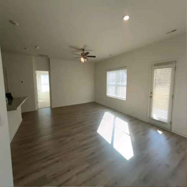 Photo - 2068 Gadwall Dr