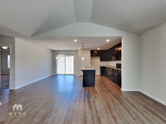 Photo - 120 Dasher Dr