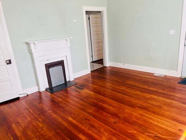 Photo - 156 County Rd