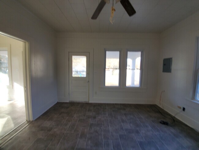 Photo - 803 Boatner St