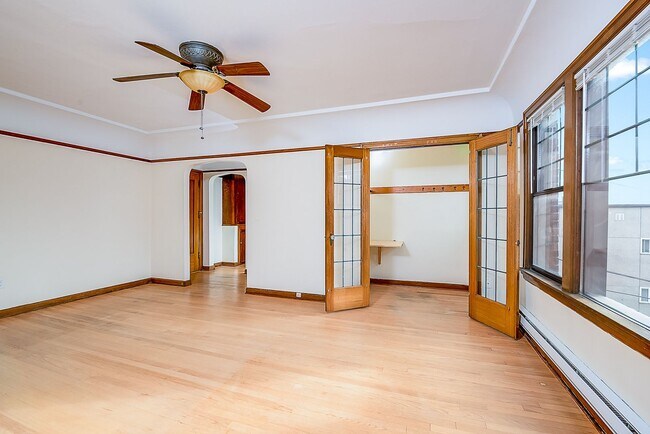 Photo - La Charme Apartments