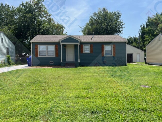 Building Photo - Cozy 3 Bedroom