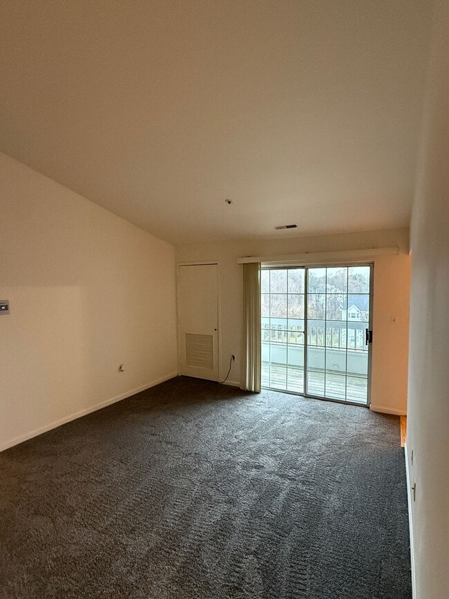 Photo - 2BR/2BA Condo in Montgomery Run – Ellicott City, MD