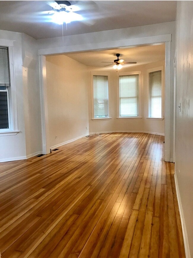 Photo - 1833 N Sawyer Ave Unidad 1