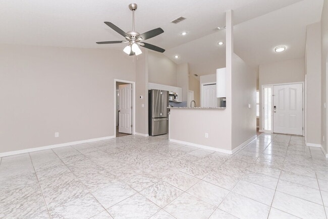 Photo - 10402 Barnett Loop