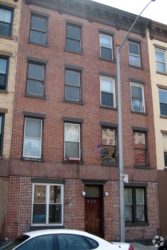 479 Hicks St