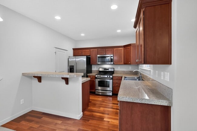 Photo - 7130 NE Ridge Dr