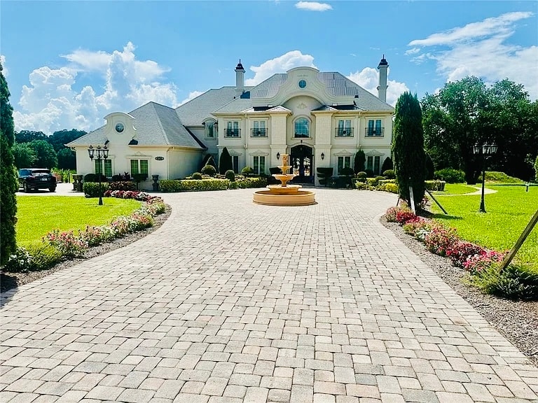 Frente de la casa - 10301 Savannah Ridge Ln