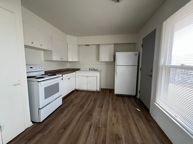 Photo - 1120 NW Carroll Dr