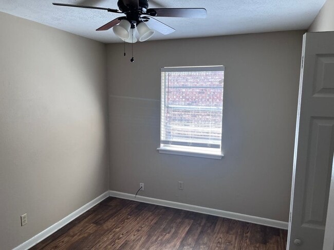 Photo - 2714 Allen Forest Dr