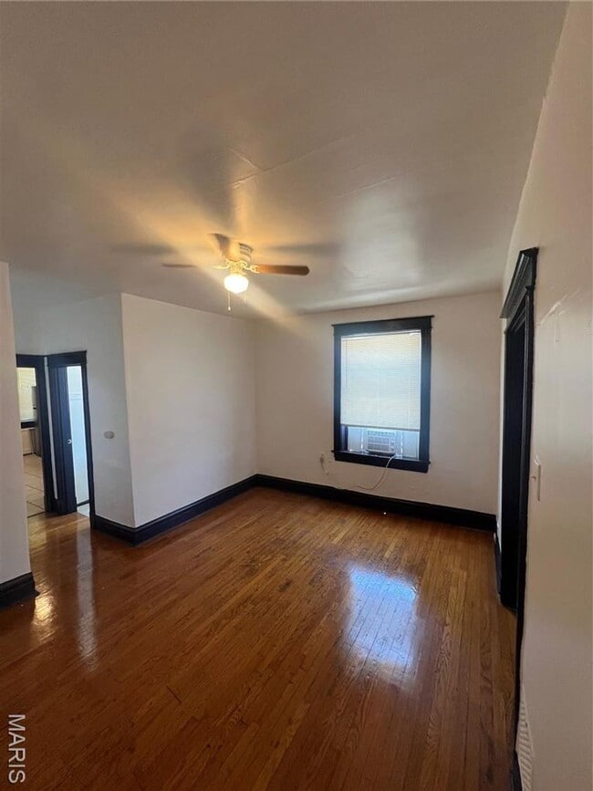 Building Photo - 3623 Virginia Ave Unit 2F Rental