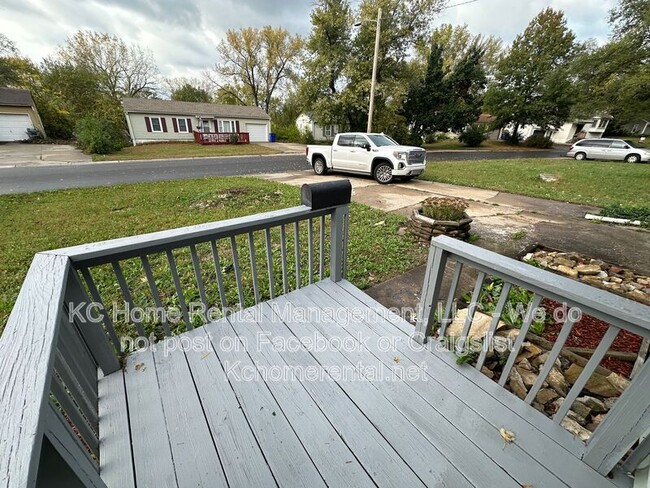 Photo - 15315 Fuller Ave