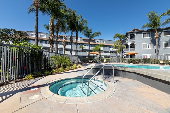 Emerald Ridge Apartments
