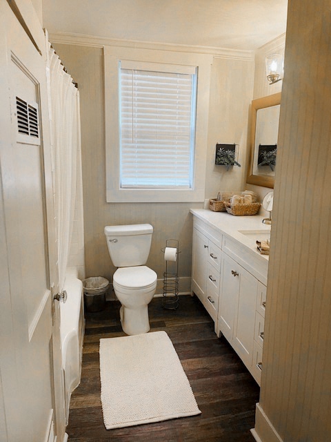 Photo - 222 Columbus Dr