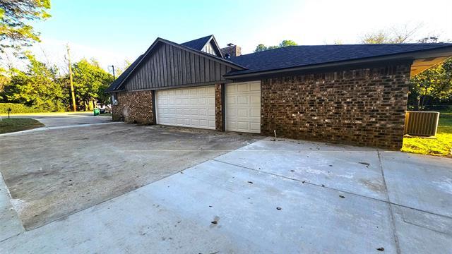 Photo - 1700 Kendolph Dr