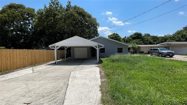 Building Photo - 253 W Lake Ina Dr