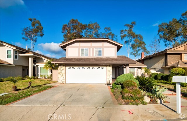 Building Photo - 1728 Berkshire Dr Rental
