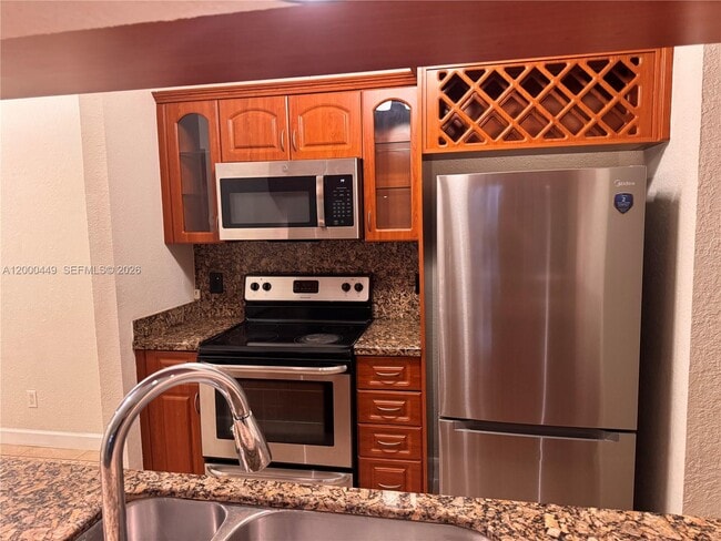 Photo - 10610 SW 158th Ct Unit 304