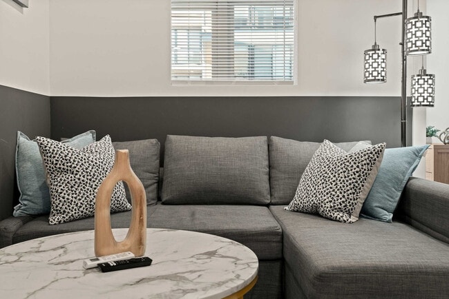 Photo - 1214 N American St Unidad SI ID1381655P