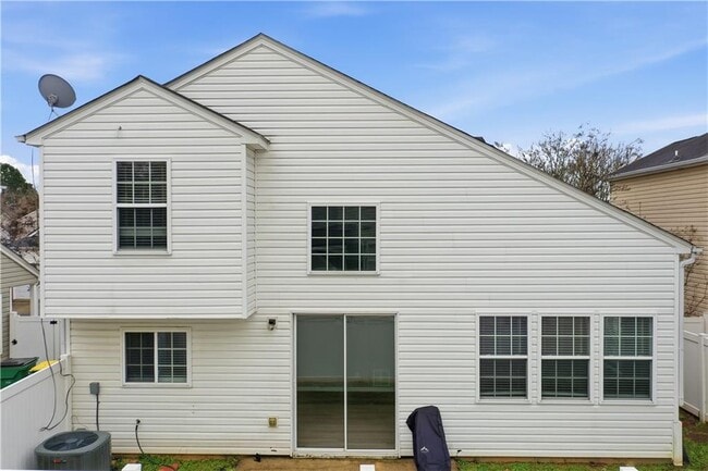 Photo - 217 Hiawassee Dr