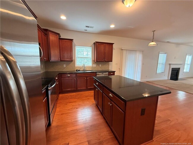 Photo - 128 Tun Tavern Dr