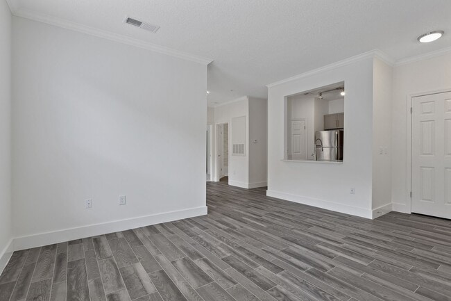 Photo - Chandler at University Tower