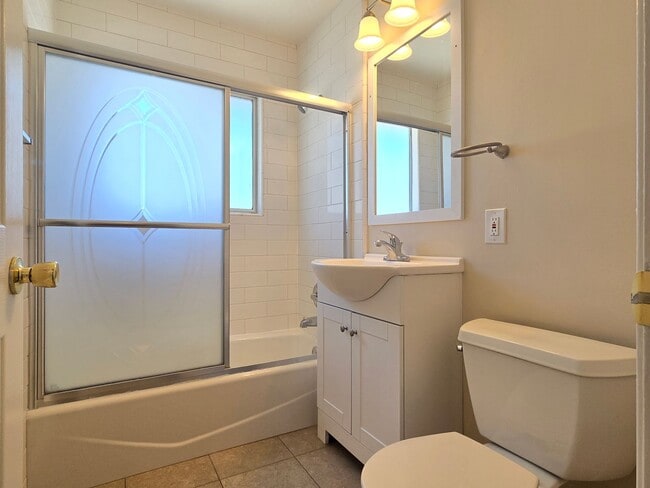Photo - 1281 Parkington Ave Unidad 1291