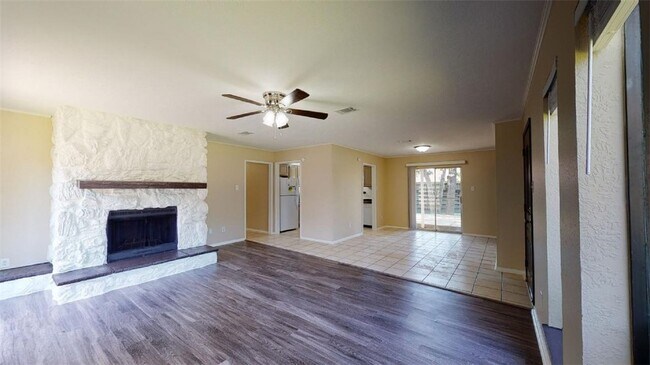 Photo - 4130 Willow Oak St