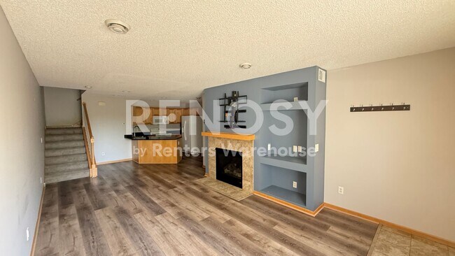 16486 Elm Creek Ln
