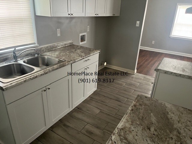 Photo - 447 Rosewood Ave