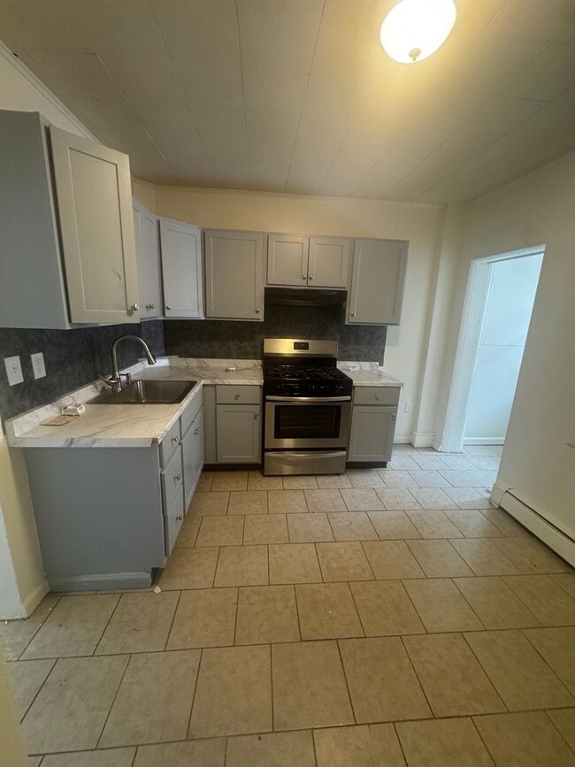 Photo - Beautifully Remodeled 4-bedroom Home located in Allentown