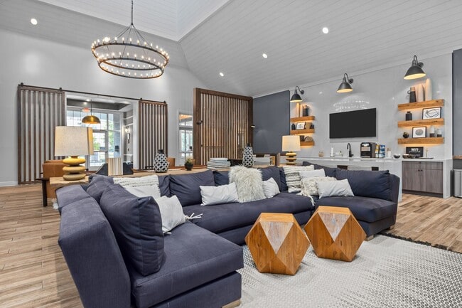 Photo - Barclay Chase Apartment Homes