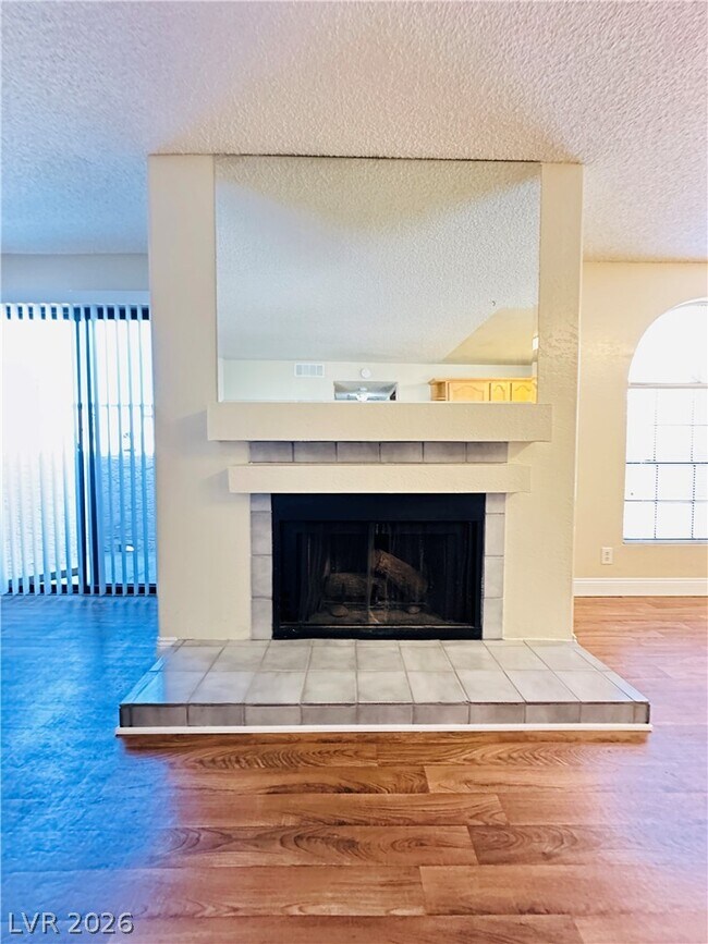 Photo - 2977 Juniper Hills Blvd Unit 203