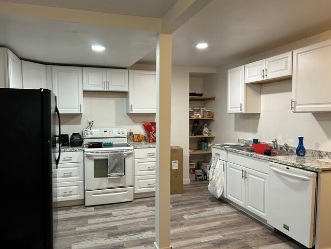 Photo - 181 N 600 W