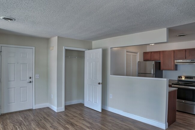 Photo - Riverwalk on the Hudson