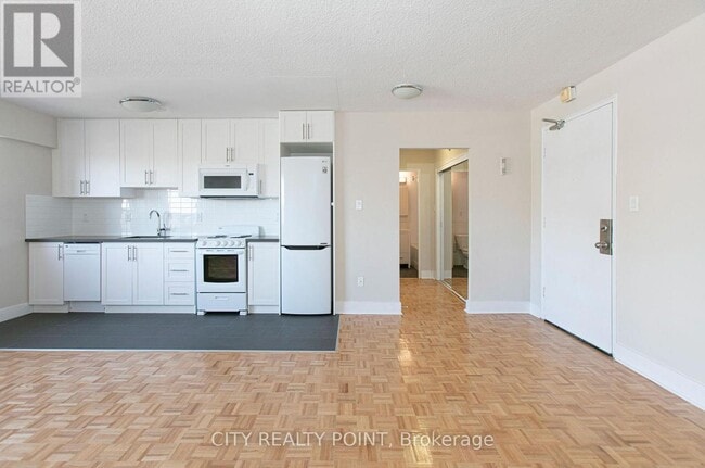 Photo - 95 Lawton Blvd Unit 405