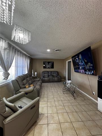 Photo - 1104 Delmar St